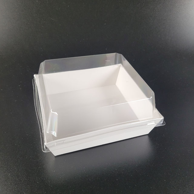 white box with lid